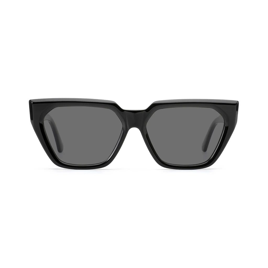 Betty’s Retro Shades Cora sunglasses in black with dark grey lenses