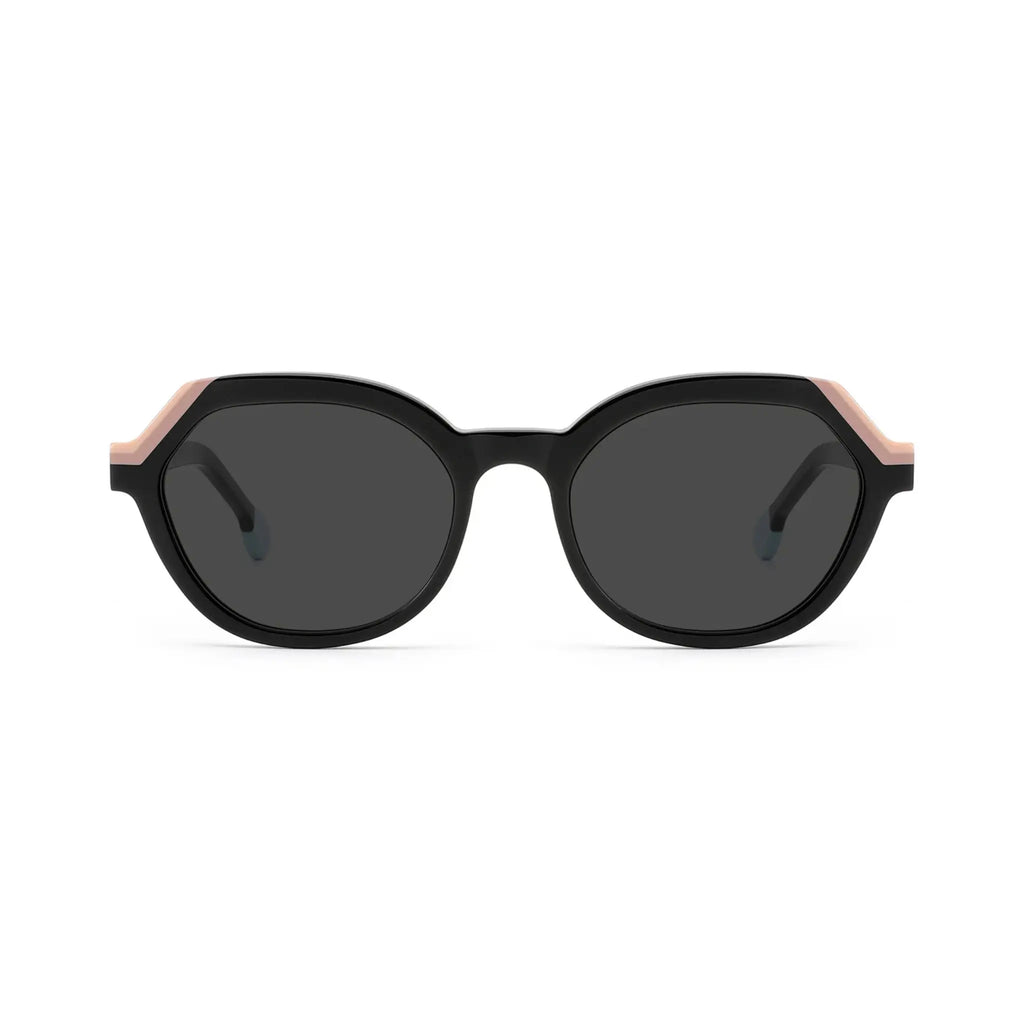Betty’s Retro Shades Judith sunglasses in marbled black with dark grey lenses